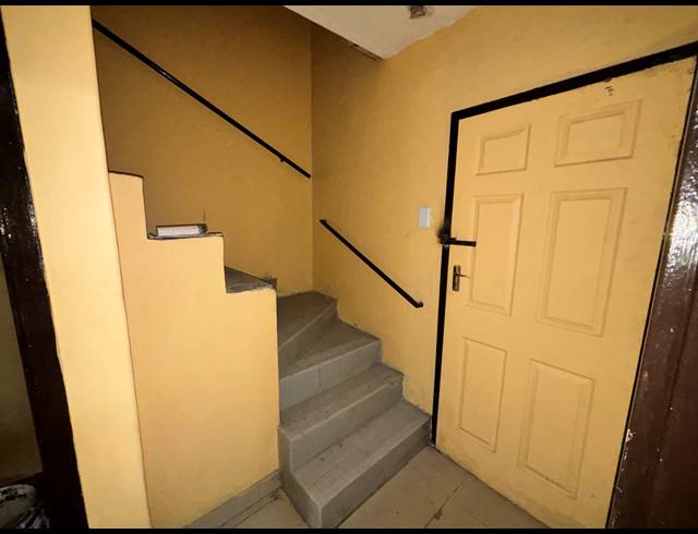 3 BEDROOM HOUSE FOR SALE IN REDFERN